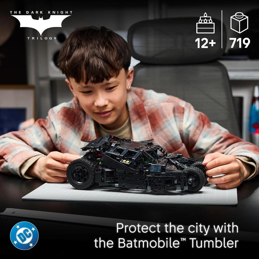 LEGO BATMOBILE TUMBLER TECHNIC 42239 - 2