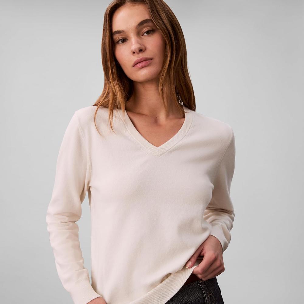 CHOMPA CALVIN KLEIN MONOGRAM CUELLO V - 4