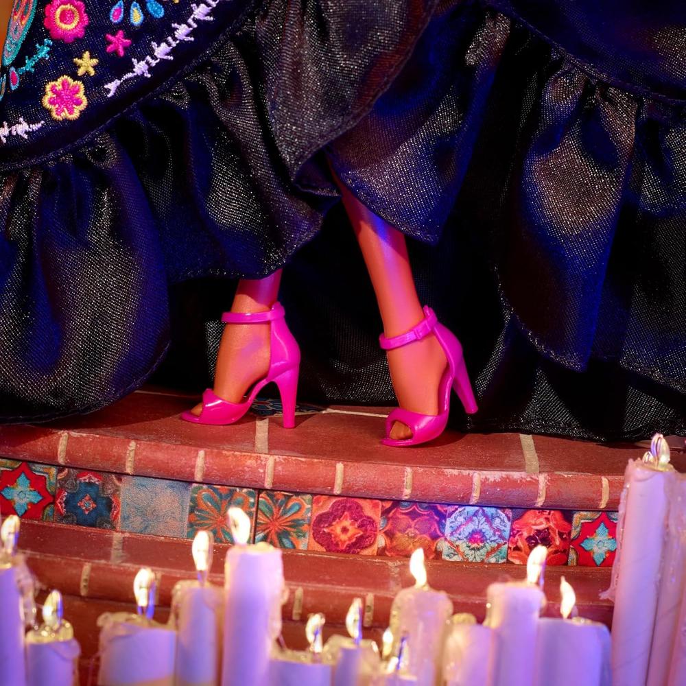 MUÑECA BARBIE DÍA DE MUERTOS 2024 SIGNATURE - 6