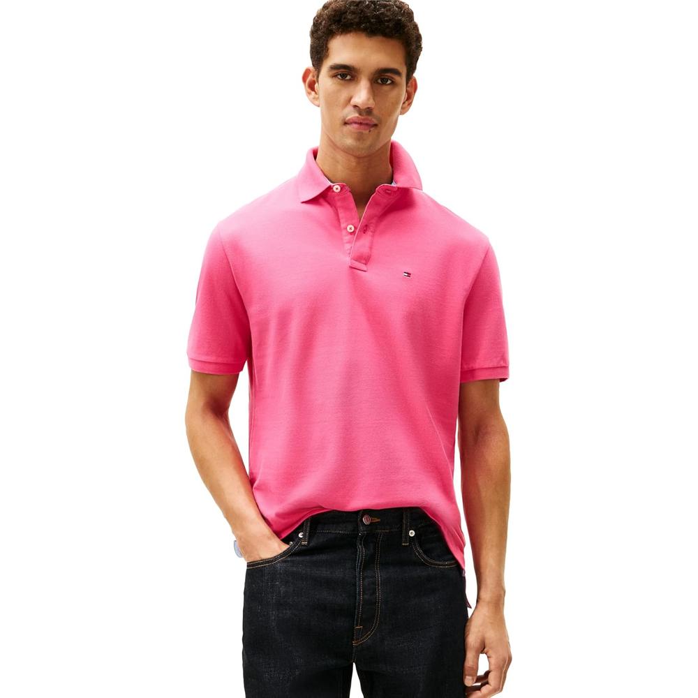 POLO PARA HOMBRE TOMMY HILFIGER CLASSIC FIT MANGA CORTA ROSA FRAMBUESA - 1