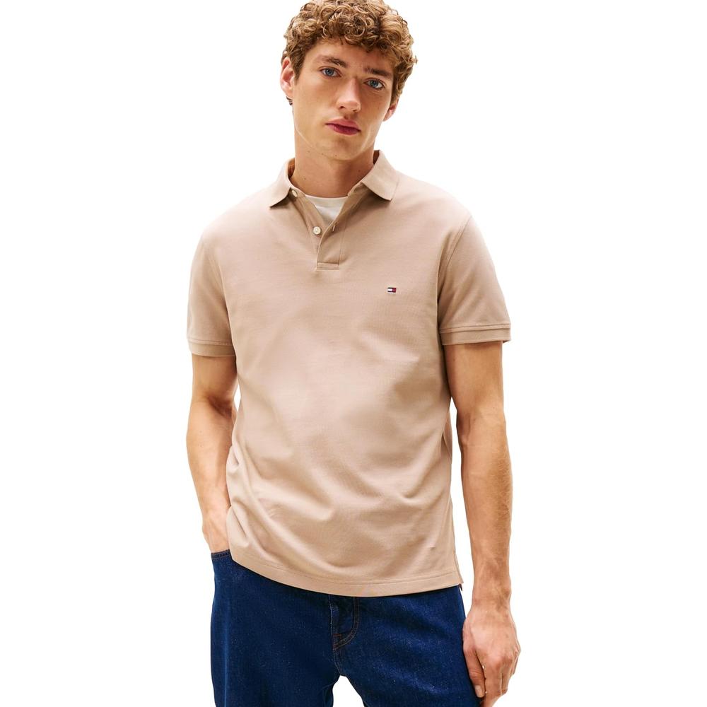 POLO PARA HOMBRE TOMMY HILFIGER 1985 REGULAR FIT MANGA CORTA MARRÓN ARENA - 1