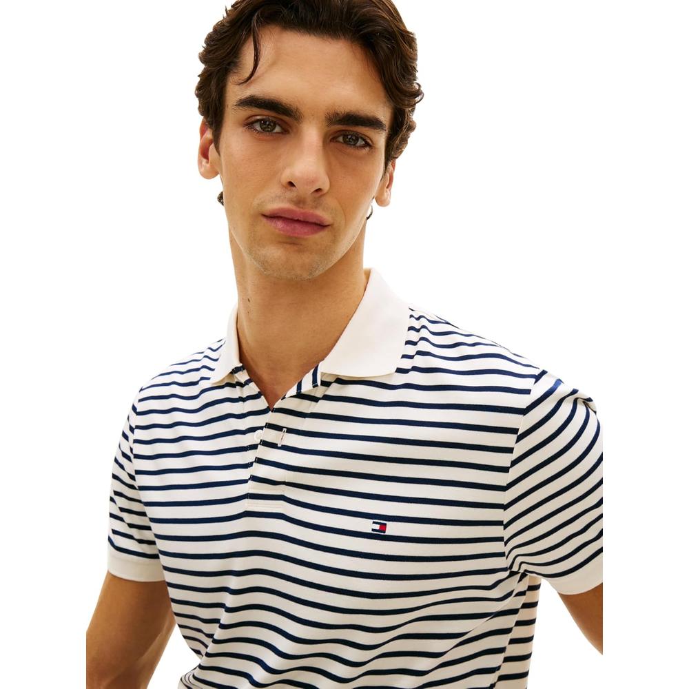 POLO PARA HOMBRE TOMMY HILFIGER REGULAR FIT MANGA CORTA MARFIL PETALO Y AZUL CARBON - 2