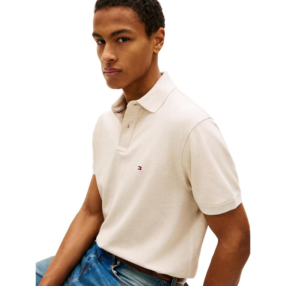 POLO PARA HOMBRE TOMMY HILFIGER CLASSIC FIT MANGA CORTA BEIGE AVENA JASPEADO - 3