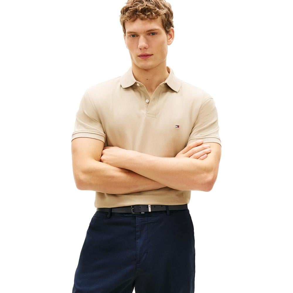 POLO PARA HOMBRE TOMMY HILFIGER CLASSIC FIT MANGA CORTA MADERA DE SÁNDALO - 1