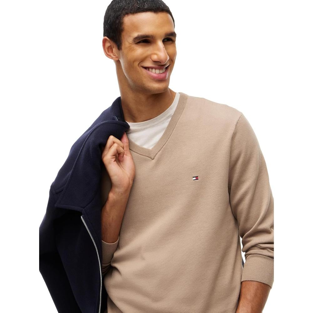 POLERA PARA HOMBRE TOMMY HILFIGER ESSENTIAL REGULAR FIT ARENA - 2