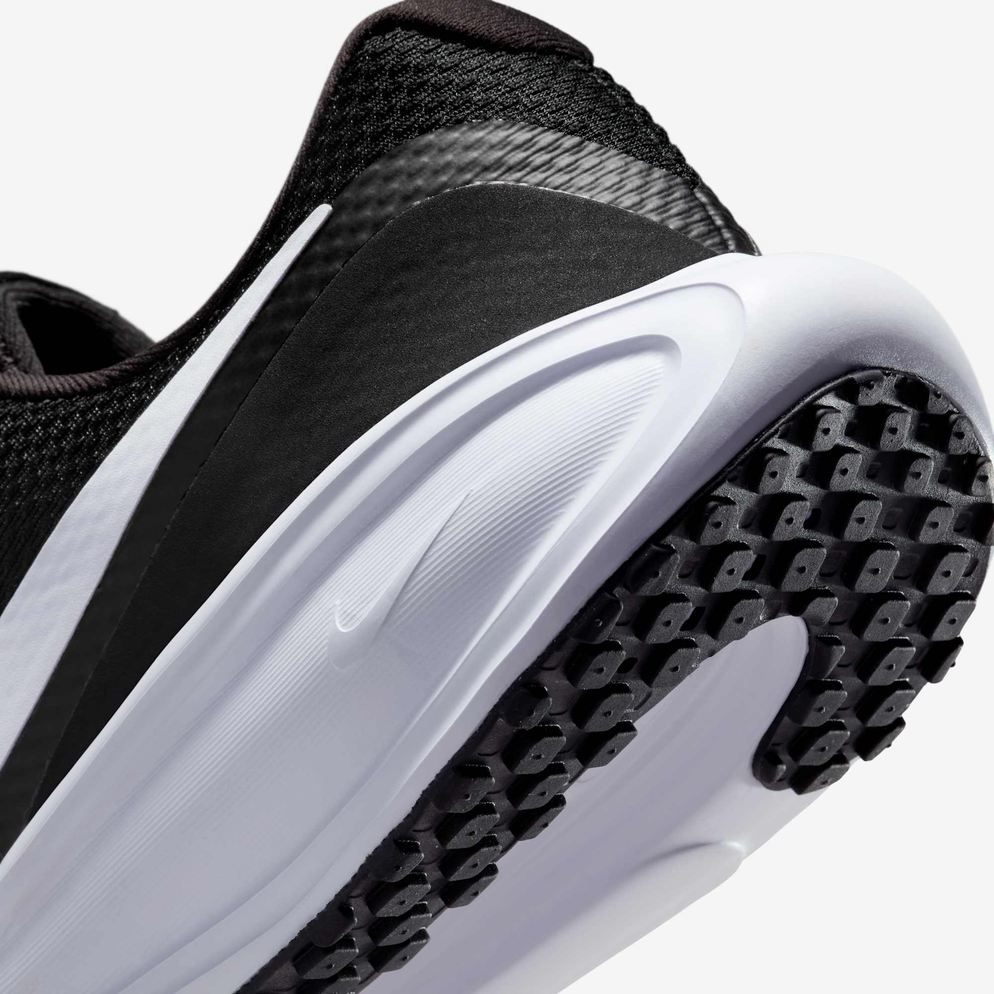 ZAPATILLAS NIKE DE HOMBRE REVOLUTION 8  HJ9198-003 - 6