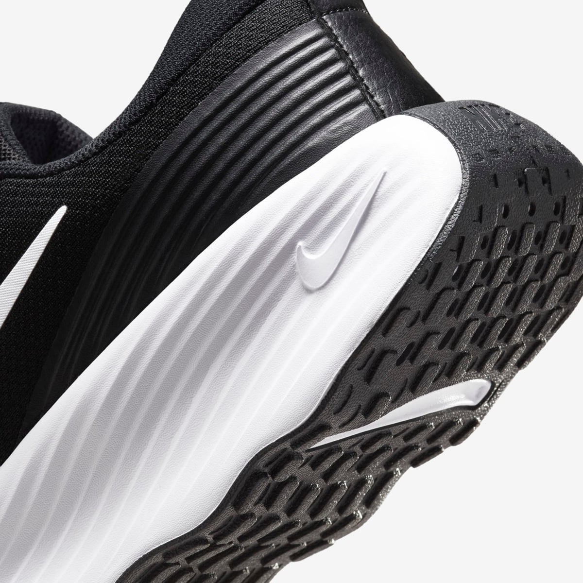 ZAPATILLAS DEPORTIVAS DE HOMBRE NIKE PROMINA FV5285-002 - 5