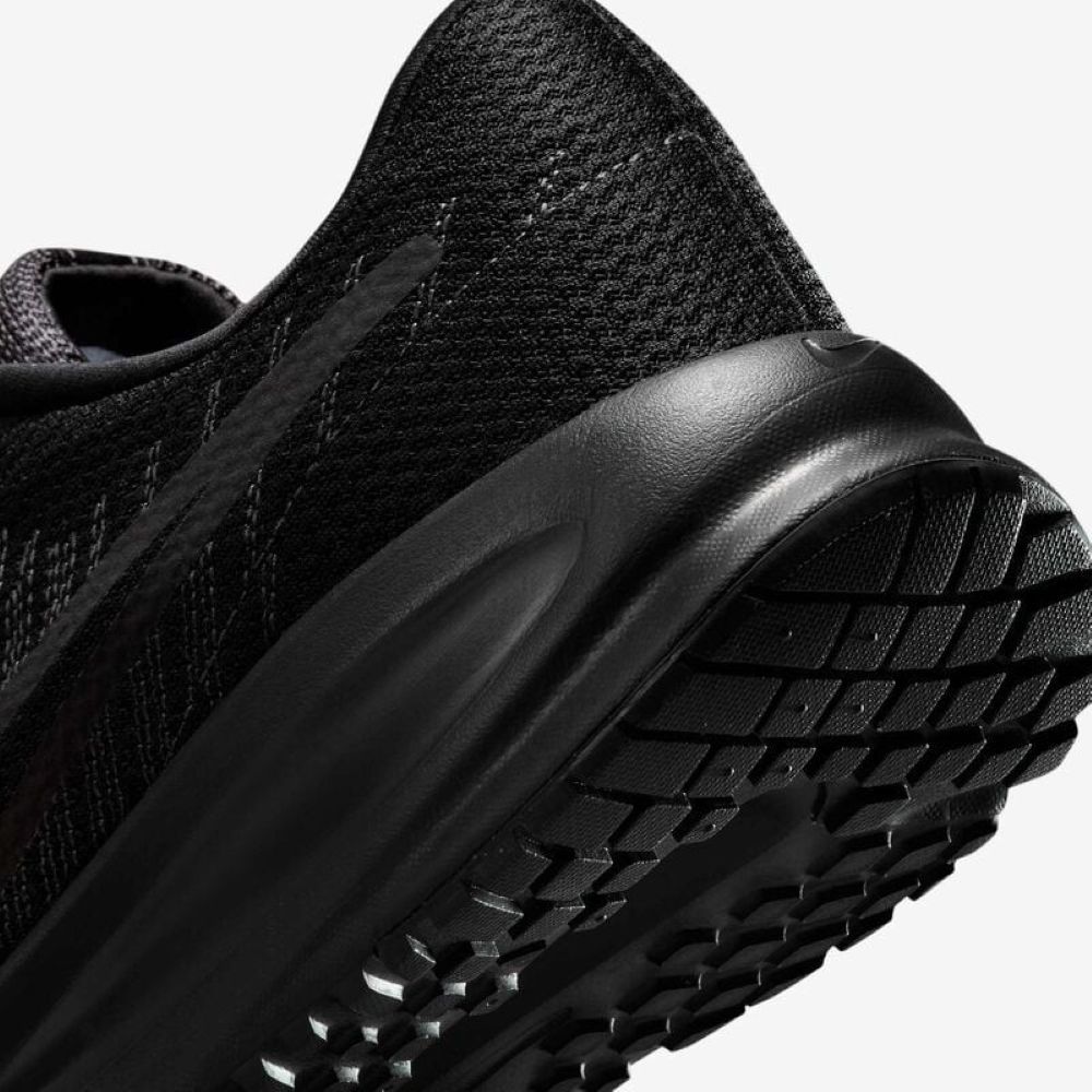 ZAPATILLAS NIKE DE HOMBRE RUN DEFY HM9594-002 - 5