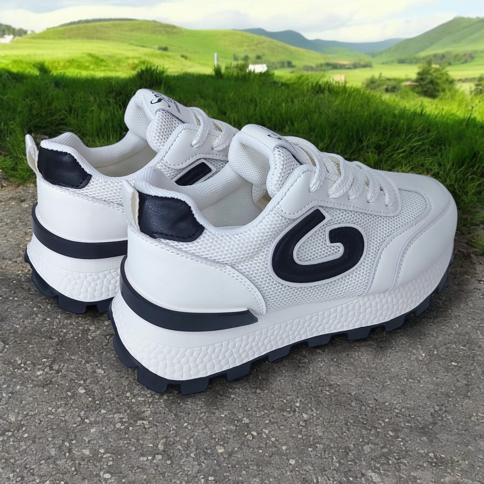 ZAPATILLA CON PLATAFORMA 6 CM SPORTS FASHION BLANCONEGRO - V163 - 6