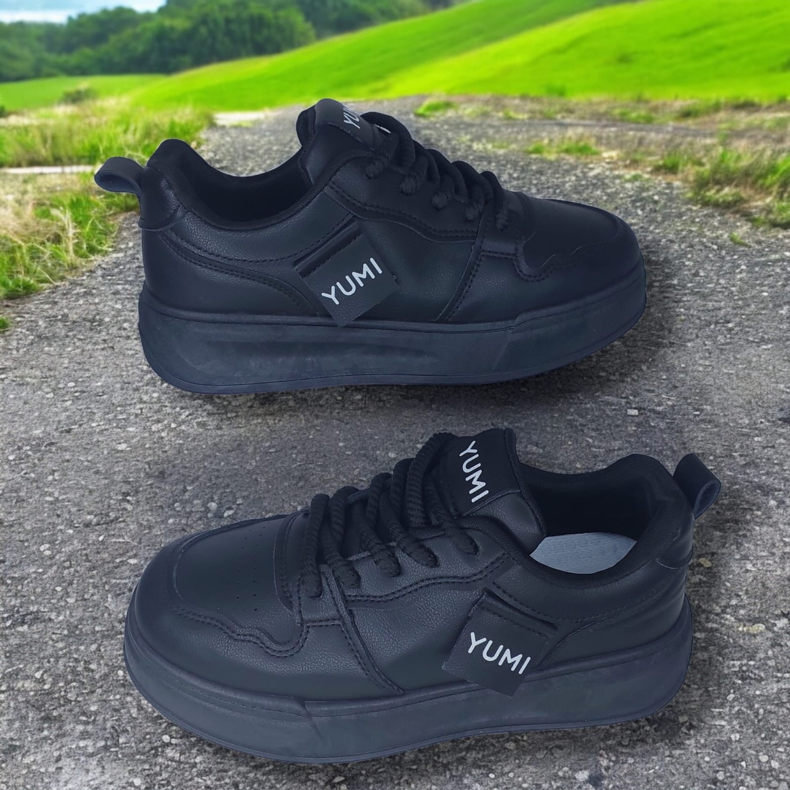 ZAPATILLA PARA DAMA YUMI COLOR NEGRO- AT1029 - 2