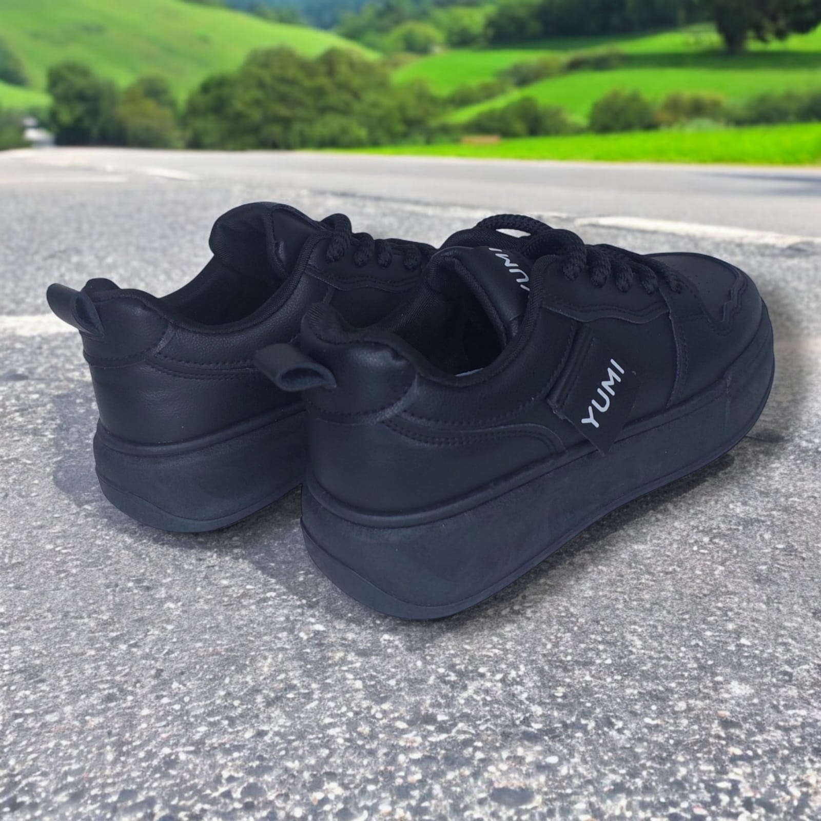 ZAPATILLA PARA DAMA YUMI COLOR NEGRO- AT1029 - 5