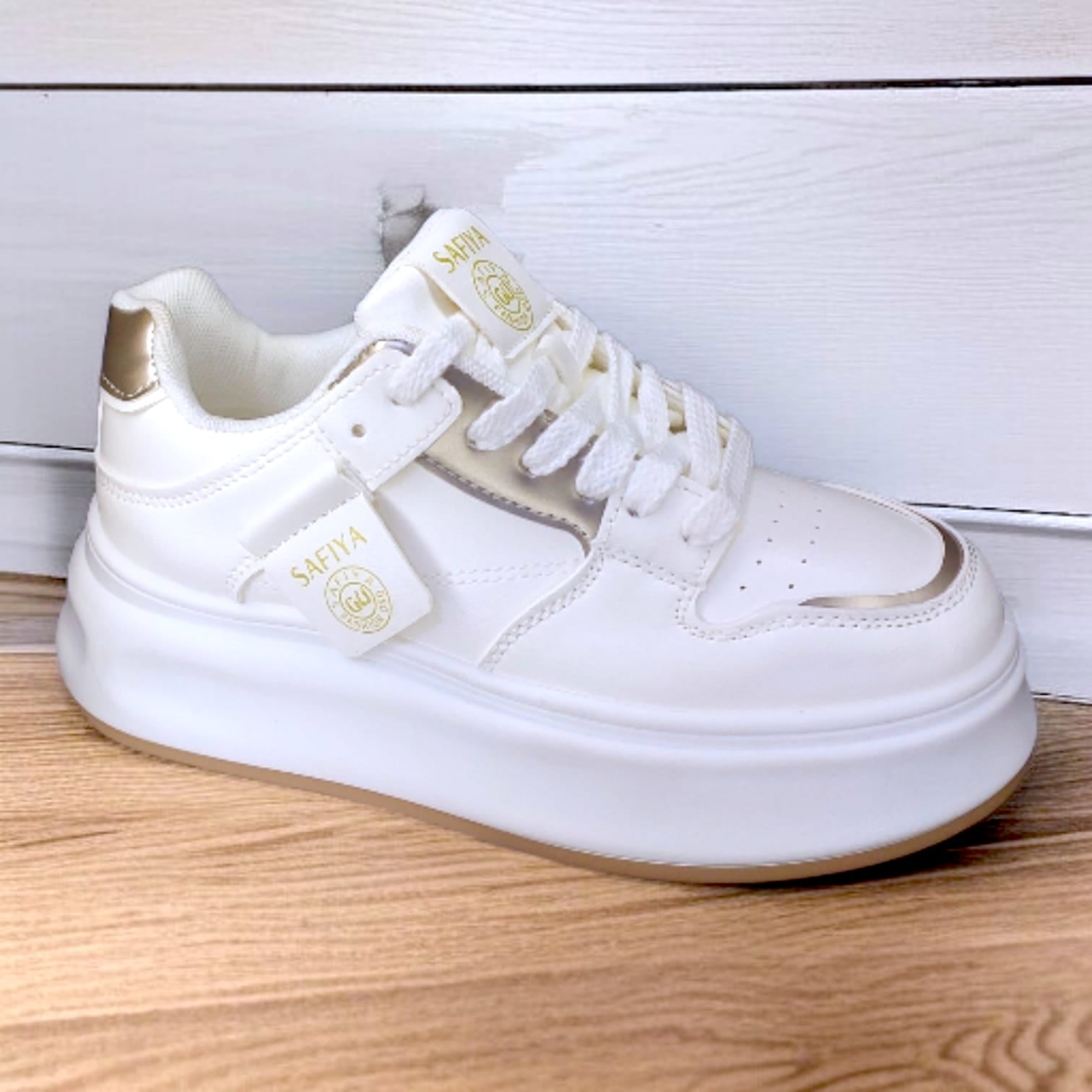 ZAPATILLA DE MUJER SAFIYA V325 DORADO - 1