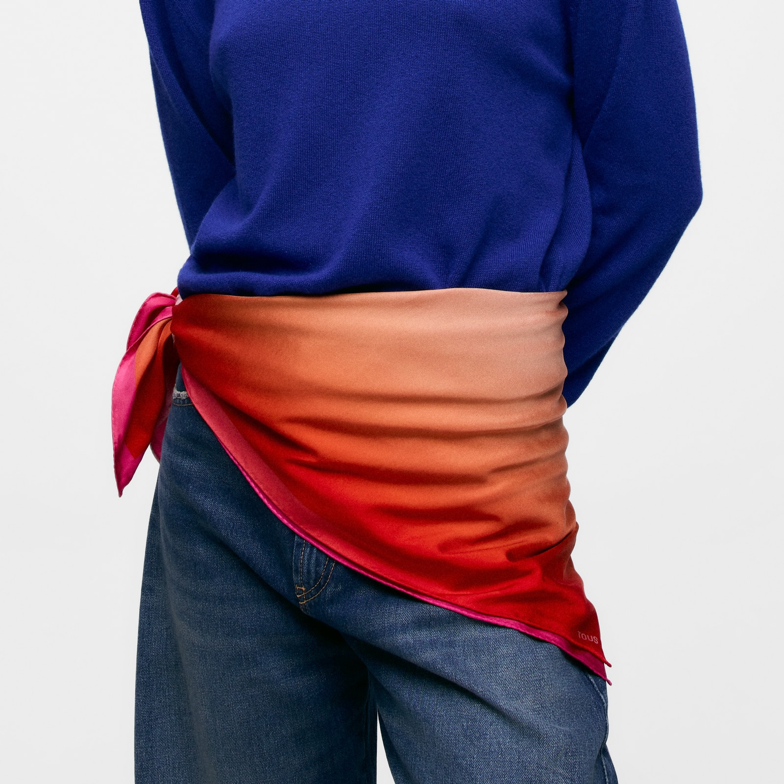 PAÑUELO CUADRADO DOUBLE WAY GRADIENT MORADO - 3