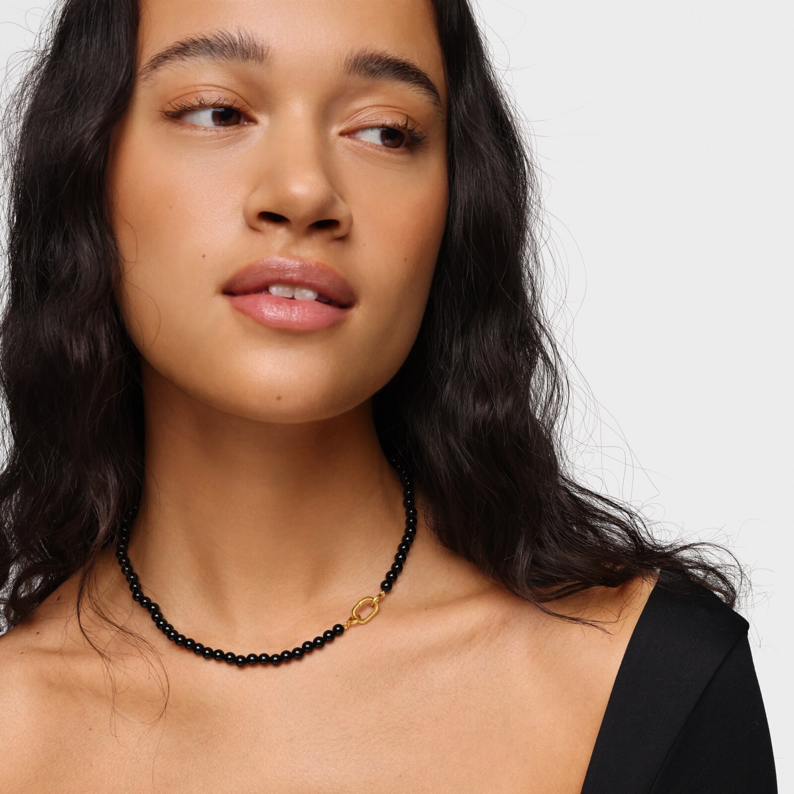 COLLAR HOLD OVAL CORTO TOUS BAÑO DE ORO 18 KT - 4