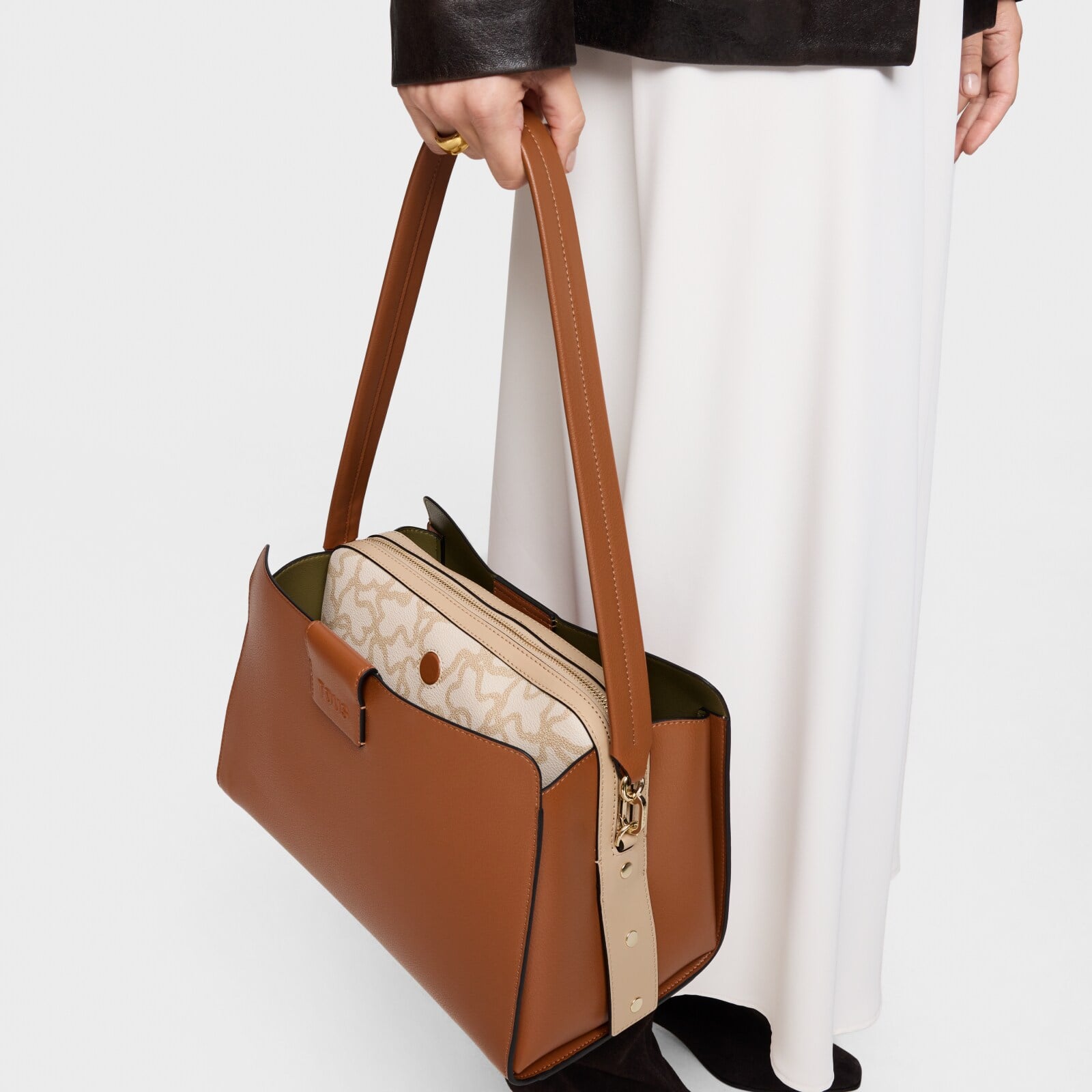 BOLSO MEDIANO TOUS CITY KAOS ICON CAMEL - 5