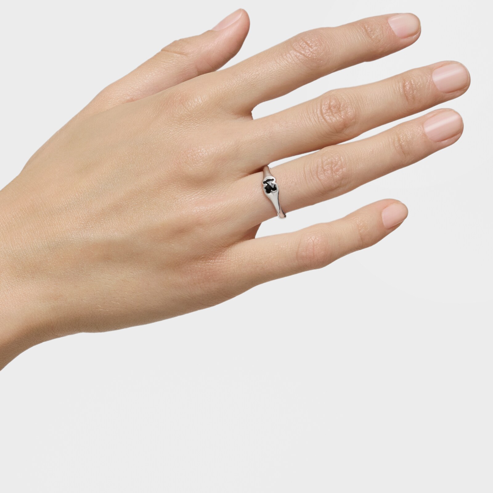 ANILLO PEQUEÑO DE 1ERA LEY PLATA MOTIVO OSO 6MM - 6