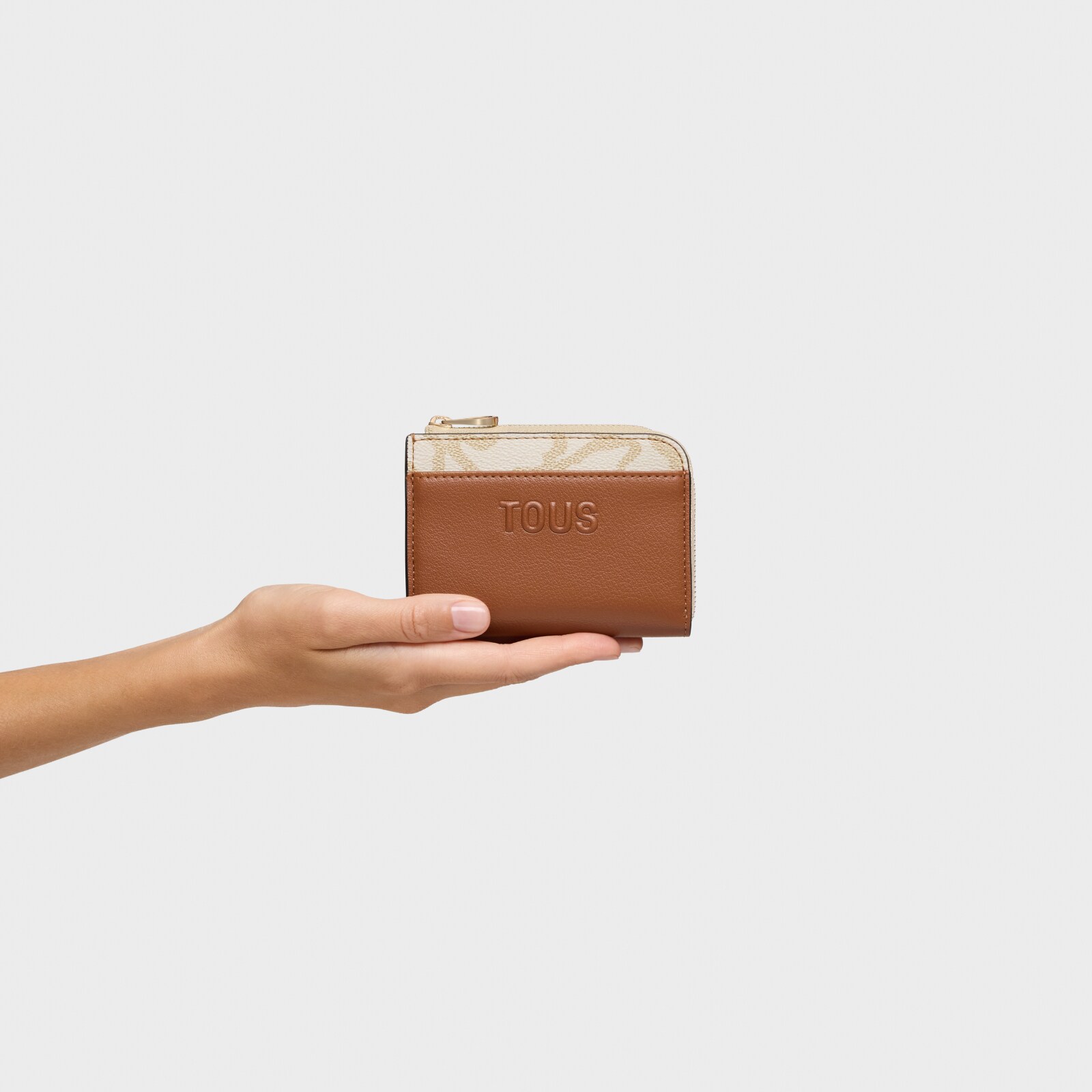 MONEDERO TARGETERO GRANDE TOUS KAOS ICON CAMEL - 4