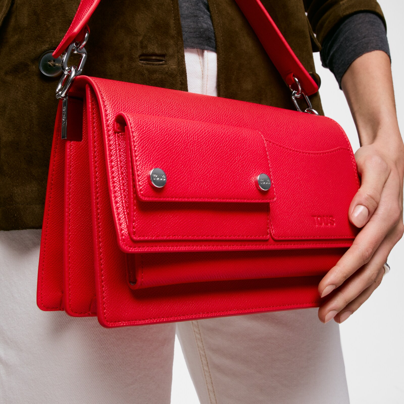 BOLSO MEDIANO AUDREE POCKETS ROJO - 6