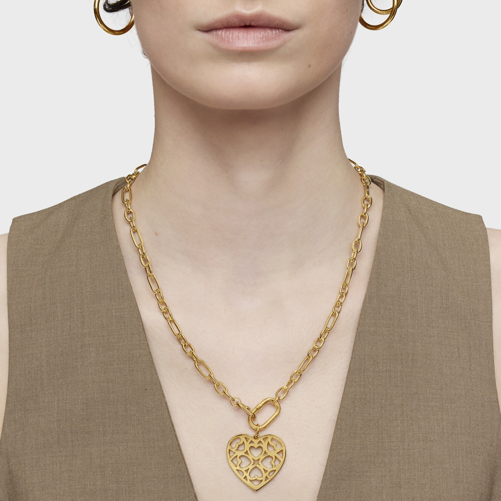 COLLAR CORTO BAÑADO EN ORO 18 KT SOBRE PLATA Y ANILLA HOLD - 5