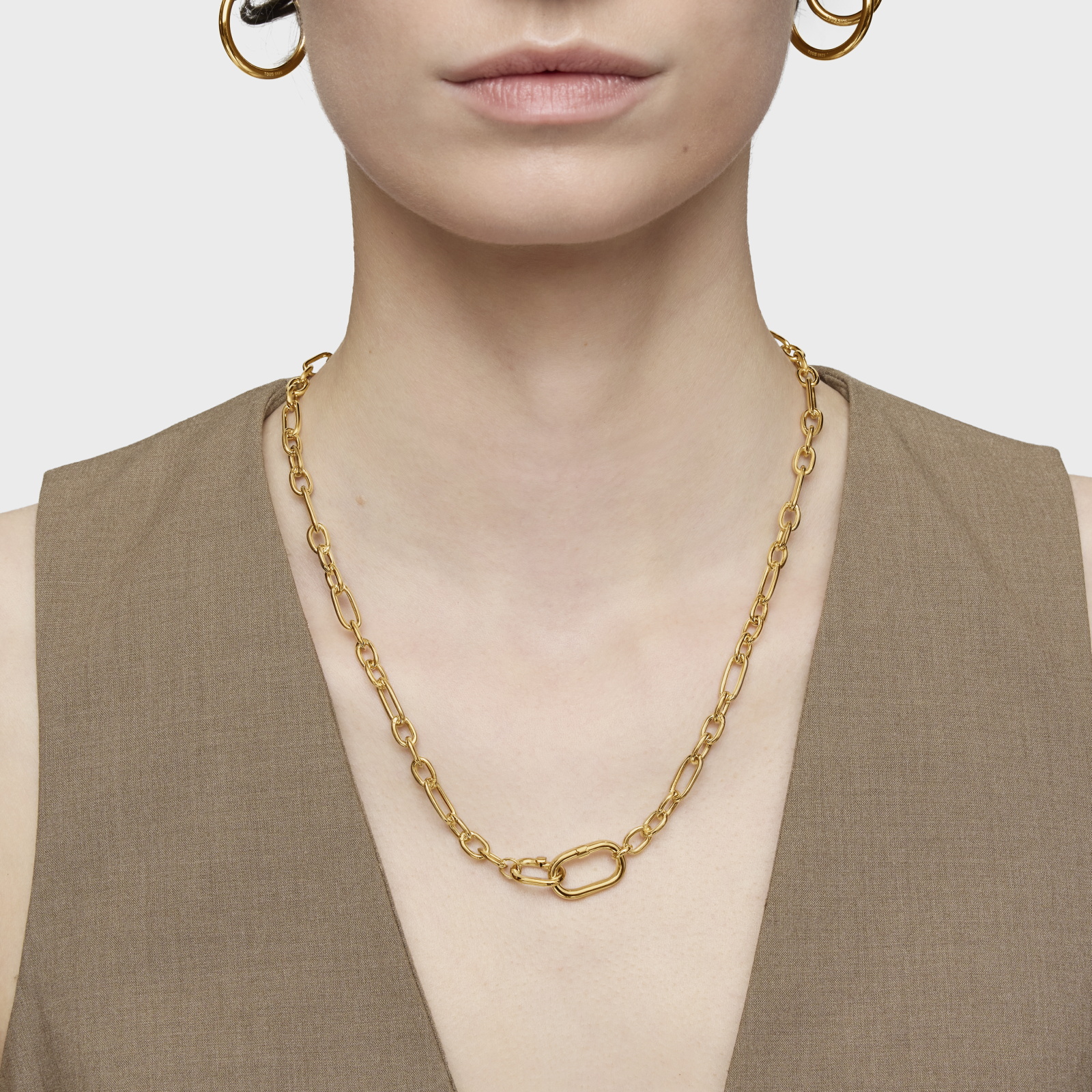 COLLAR CORTO BAÑADO EN ORO 18 KT SOBRE PLATA Y ANILLA HOLD - 6