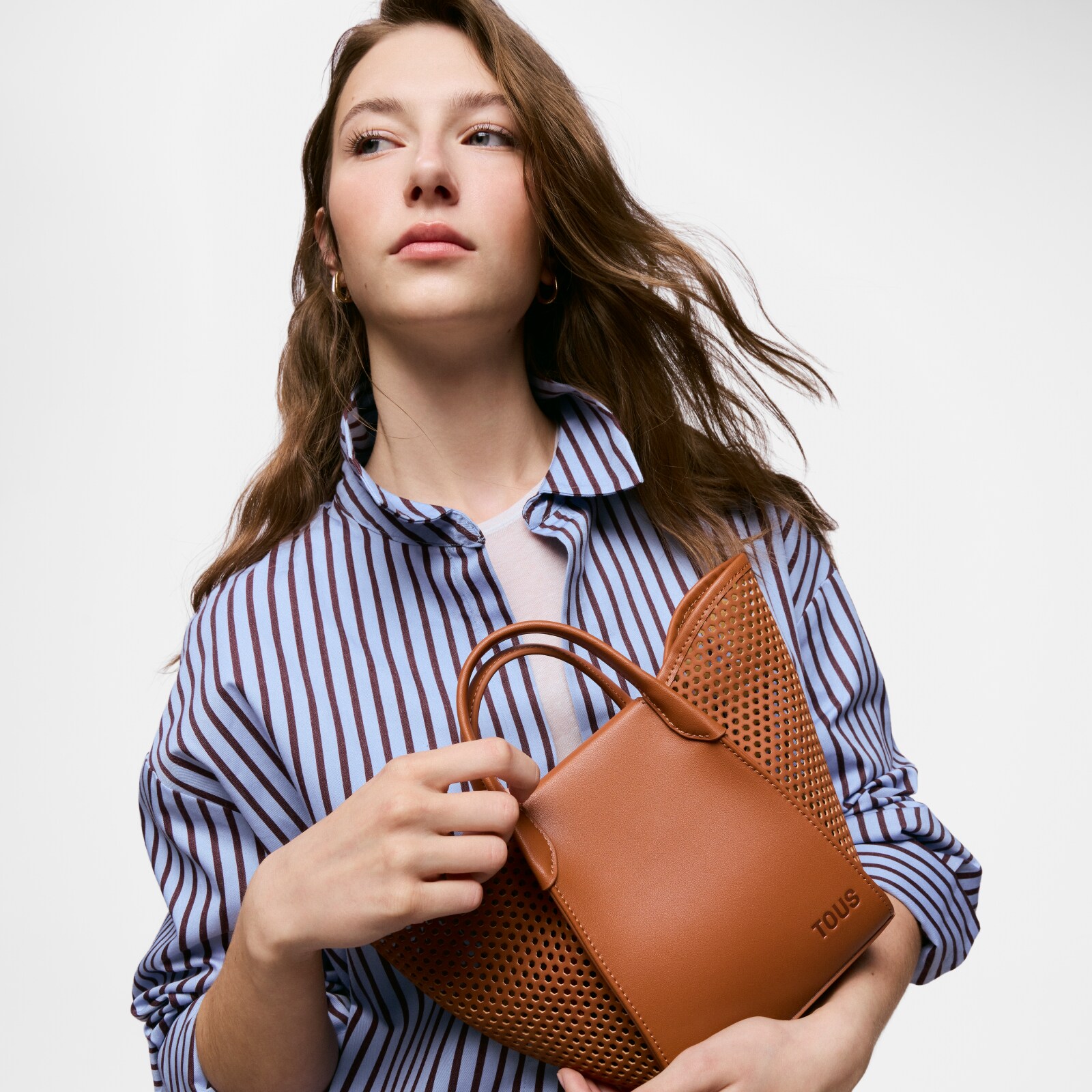 BOLSOS CAPAZO S. TOUS TULIP CUTOUT CAMEL - 4