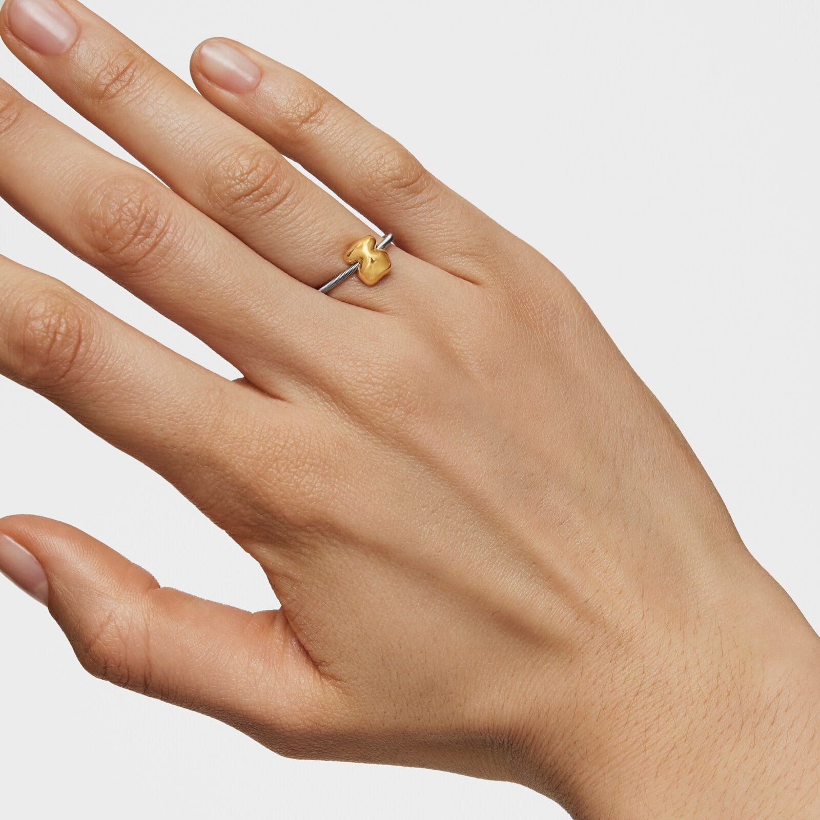 ANILLO OSO PEQUEÑO DE ORO Y ACERO MESH TUBE - 1