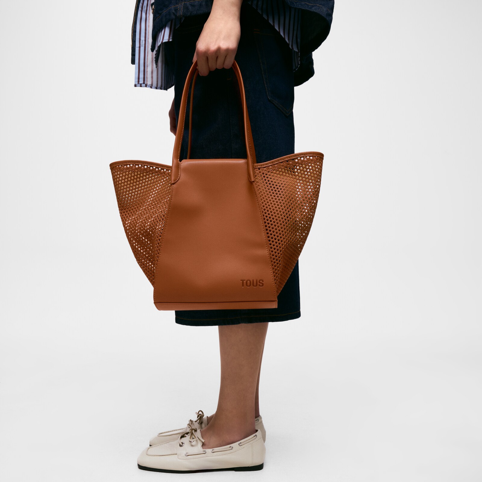 CAPAZO MEDIANO CAMEL TOUS TULIP CUTOUT - 4