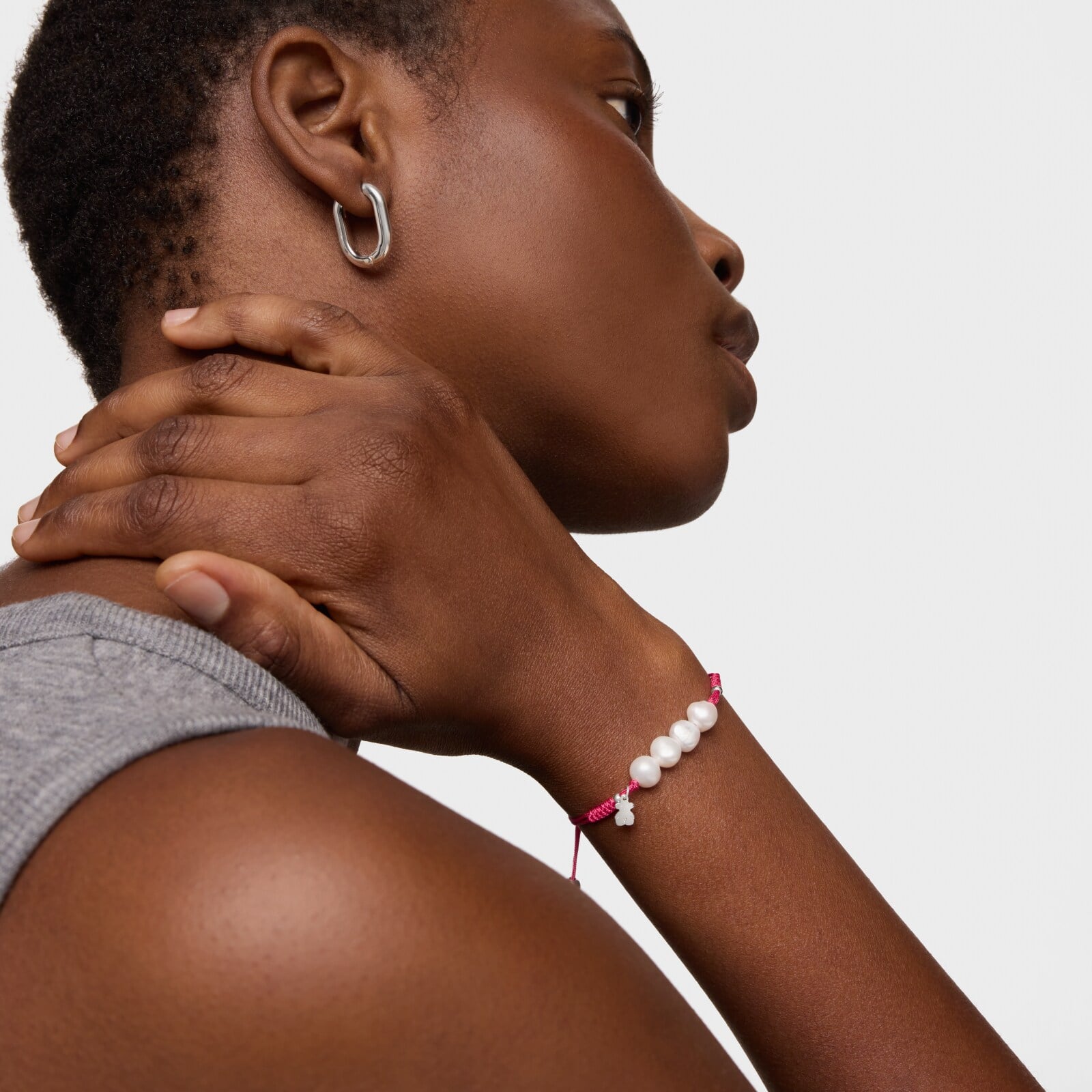 PULSERA DE PLATA, PERLAS Y NYLON FUCSIA TOUS BASICS - 5