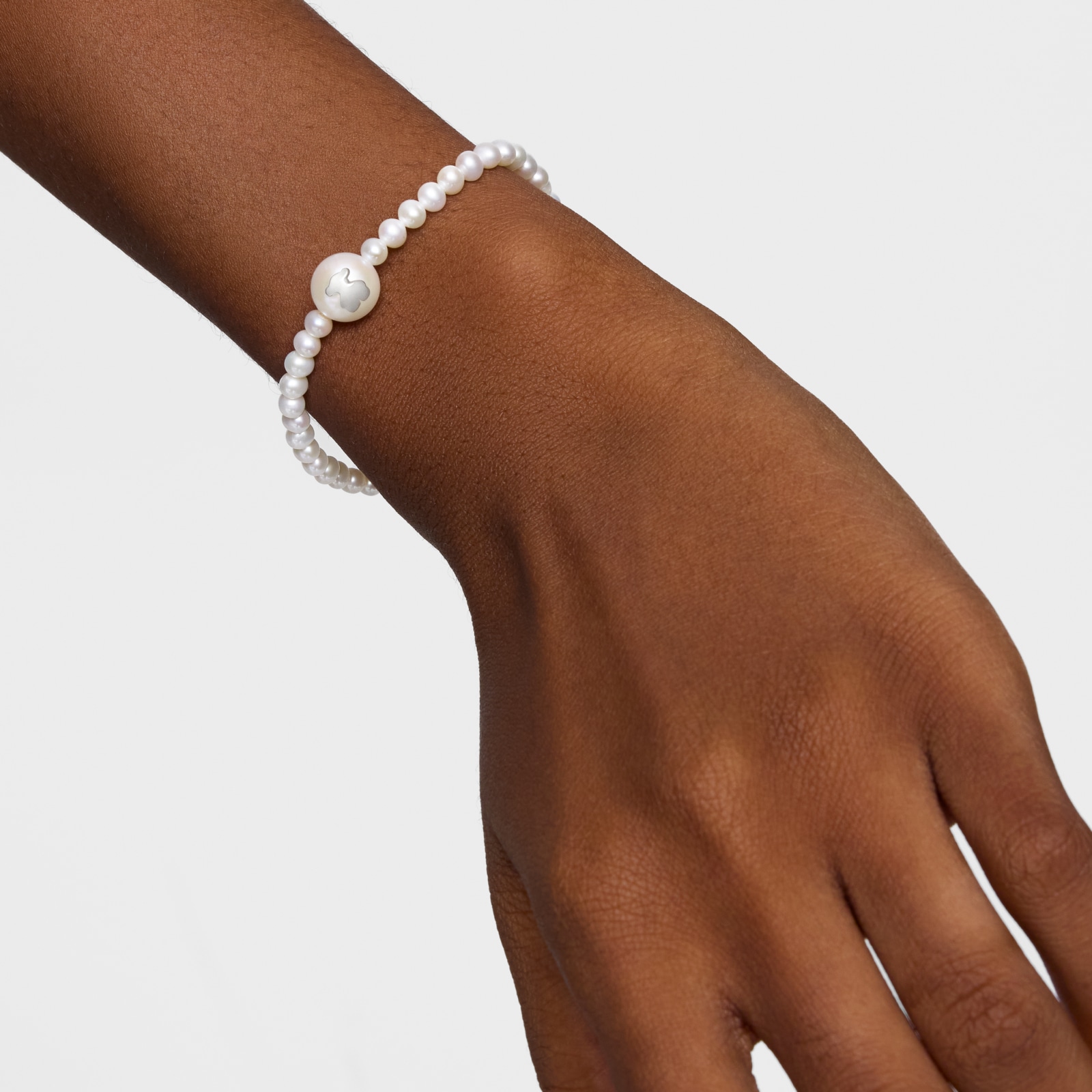 PULSERA ELÁSTICA DE PLATA Y PERLAS CULTIVADAS TOUS ICON PEARL - 4