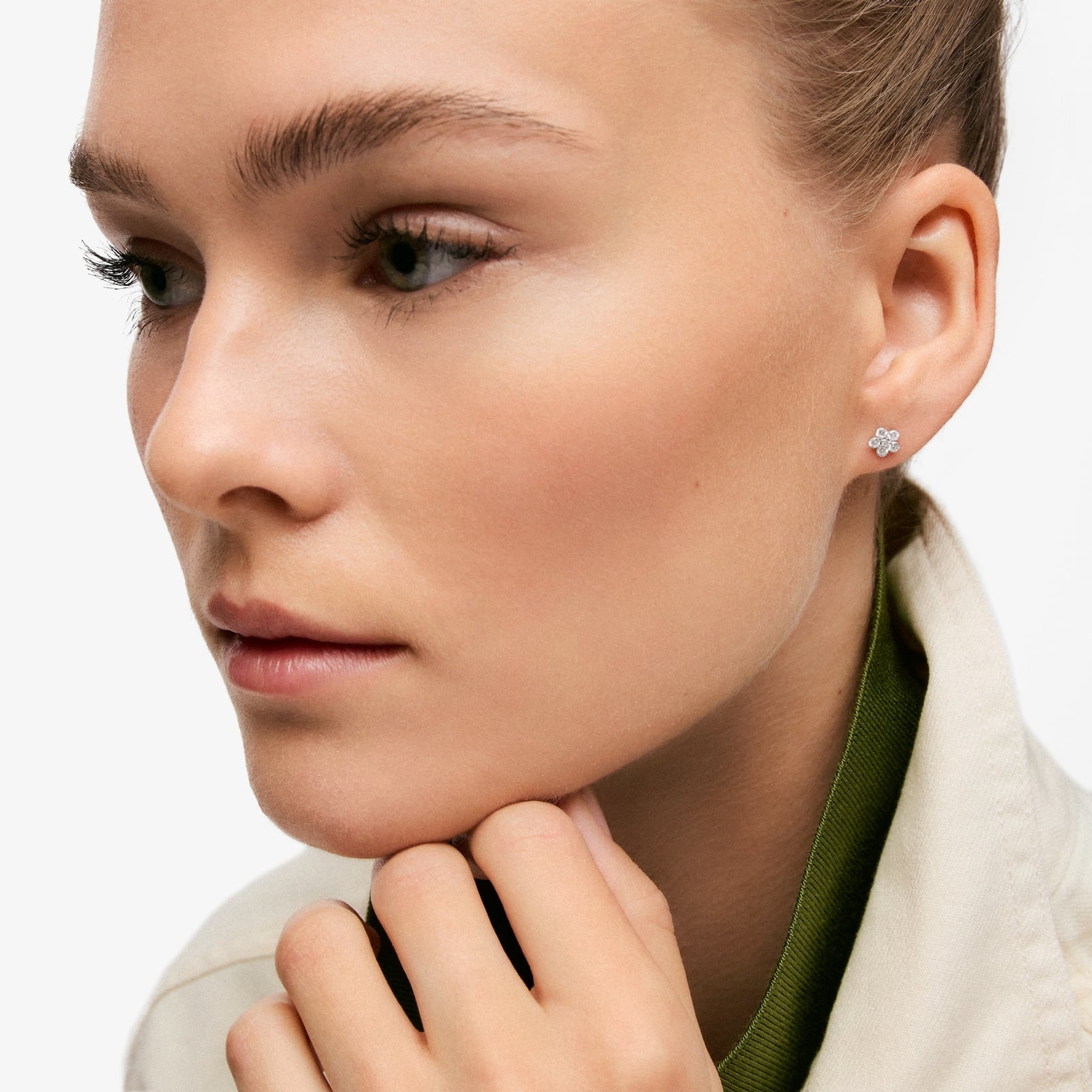 ARETES FLOR DE ORO BLANCO 9 KT Y DIAMANTES EN LAB TOUS IRISÉ LGD - 5