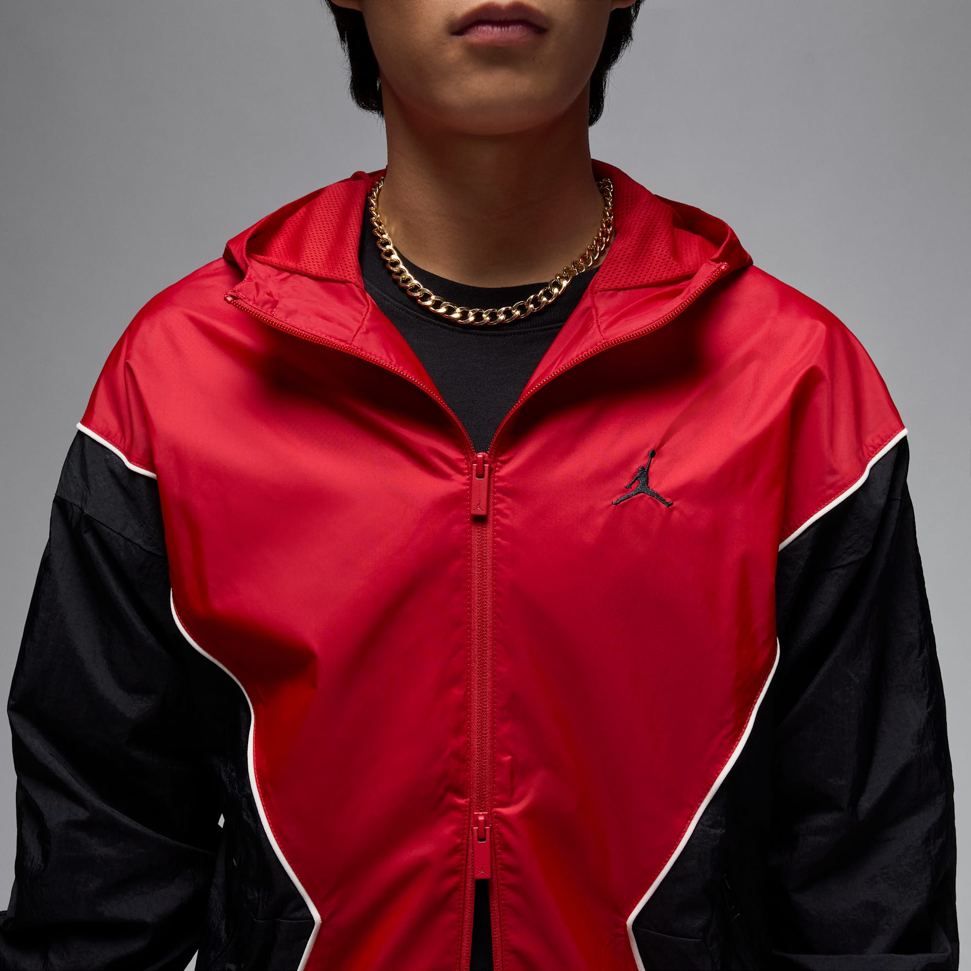 CASACA JORDAN BROOKLYN CON GORRO DRAFT NIKE ROJO NEGRO - 4