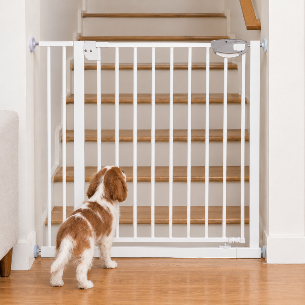 REJA SEGURIDAD BABYKISS BLANCO METAL PARA BEBES Y MASCOTAS 78-86CM DE ANCHO - 4