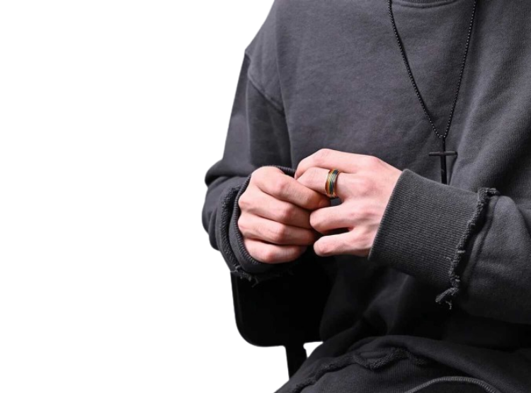 ANILLO DE TITANIO UNISEX MODELO ARCOÍRIS - 5