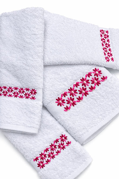 SET DE 2 TOALLAS FLOREADAS - 1