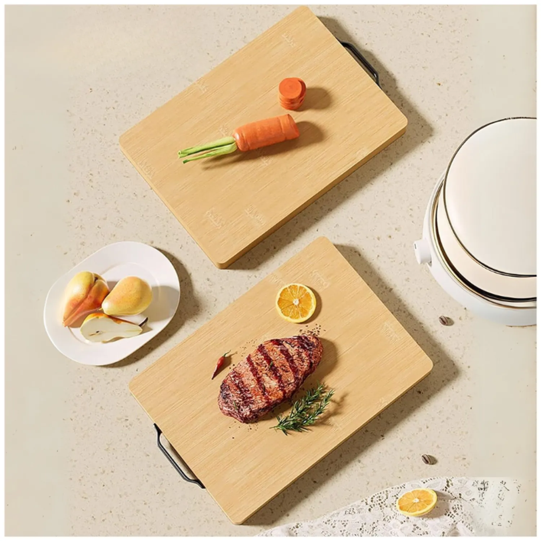 TABLA DE PICAR COCINA BAMBÚ CON ASA NEGRA 30 X 40 - 2
