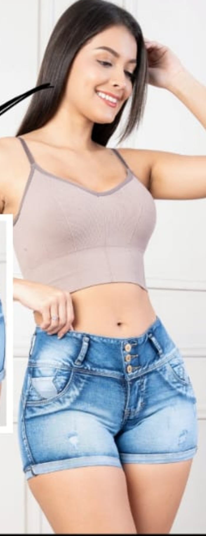 SHORT JEAN RASGADO PARA MUJER - 1