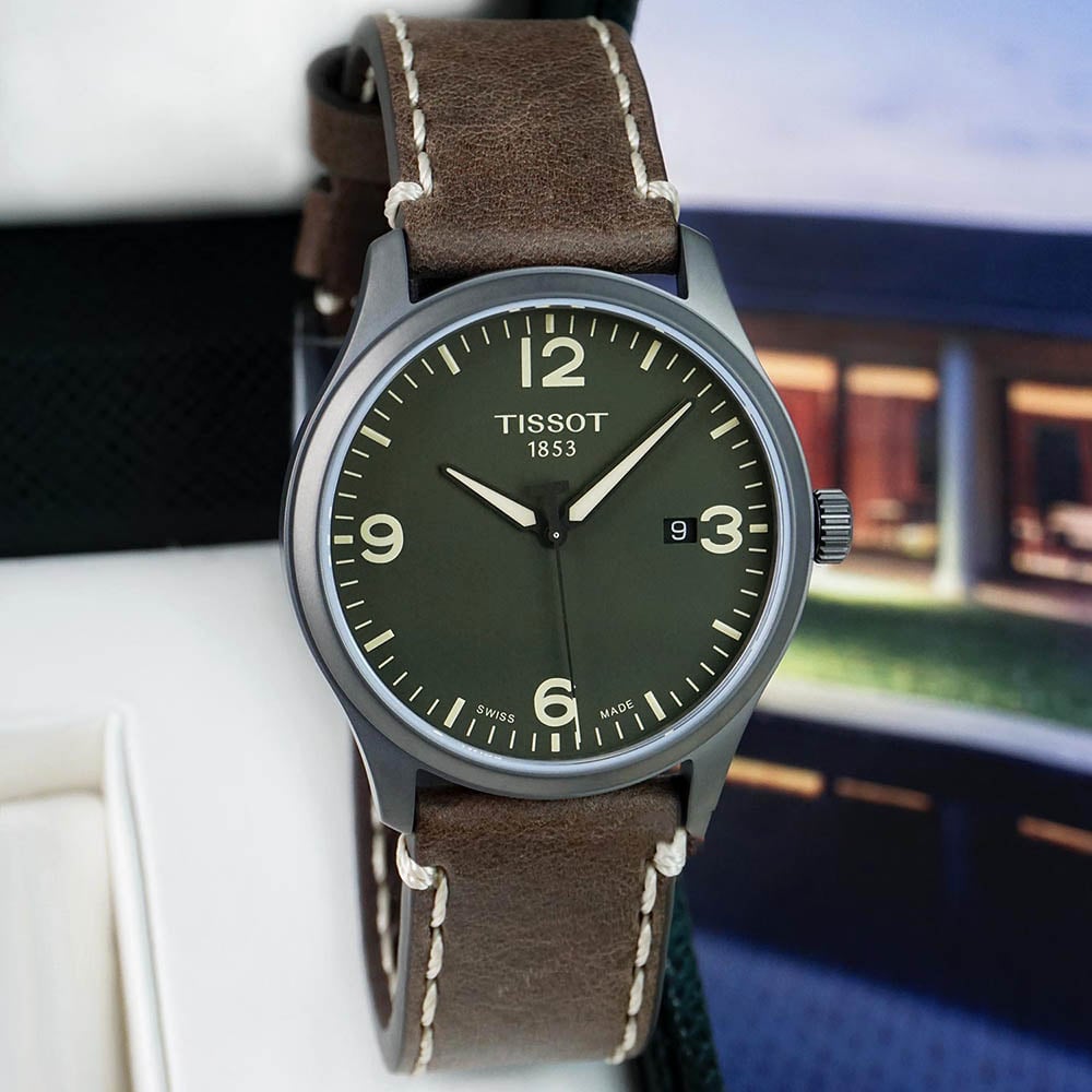 RELOJ HOMBRE ANÁLOGO TISSOT GENT XL T1164103609700 SUIZO CRISTAL DE ZAFIRO ACERO GUNMETAL MATE CUERO MARRON DIAL VERDE - 3