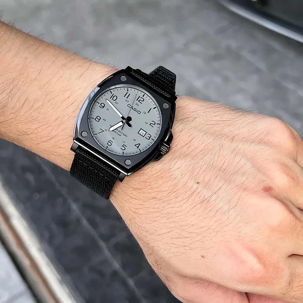 RELOJ HOMBRE CASIO MTP-E715C-8AV ANÁLOGO FECHA ACERO INOXIDABLE CORREA NYLON NEGRO DIAL GRIS - 3