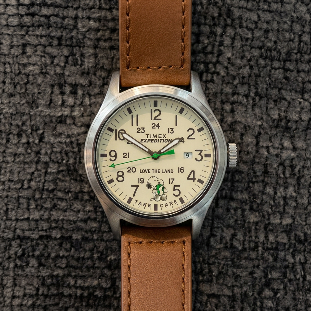 RELOJ TIMEX EXPEDITION SCOUT X PEANUTS TW4B25000 SNOOPY FECHA LUZ INDIGLO CORREA CUERO MARRÓN - 4