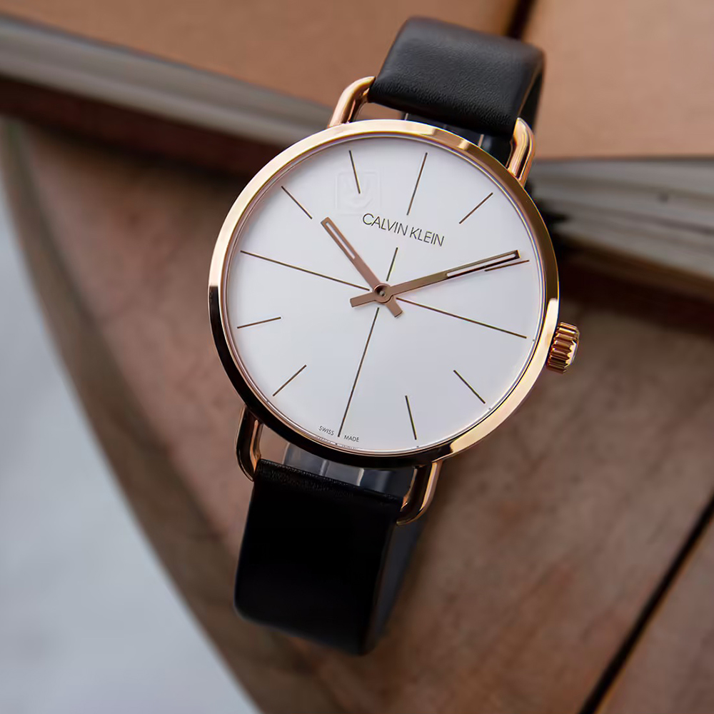 RELOJ CALVIN KLEIN EVEN K7B216C6 SUIZO ACERO INOXIDABLE DORADO CORREA CUERO NEGRO - 2
