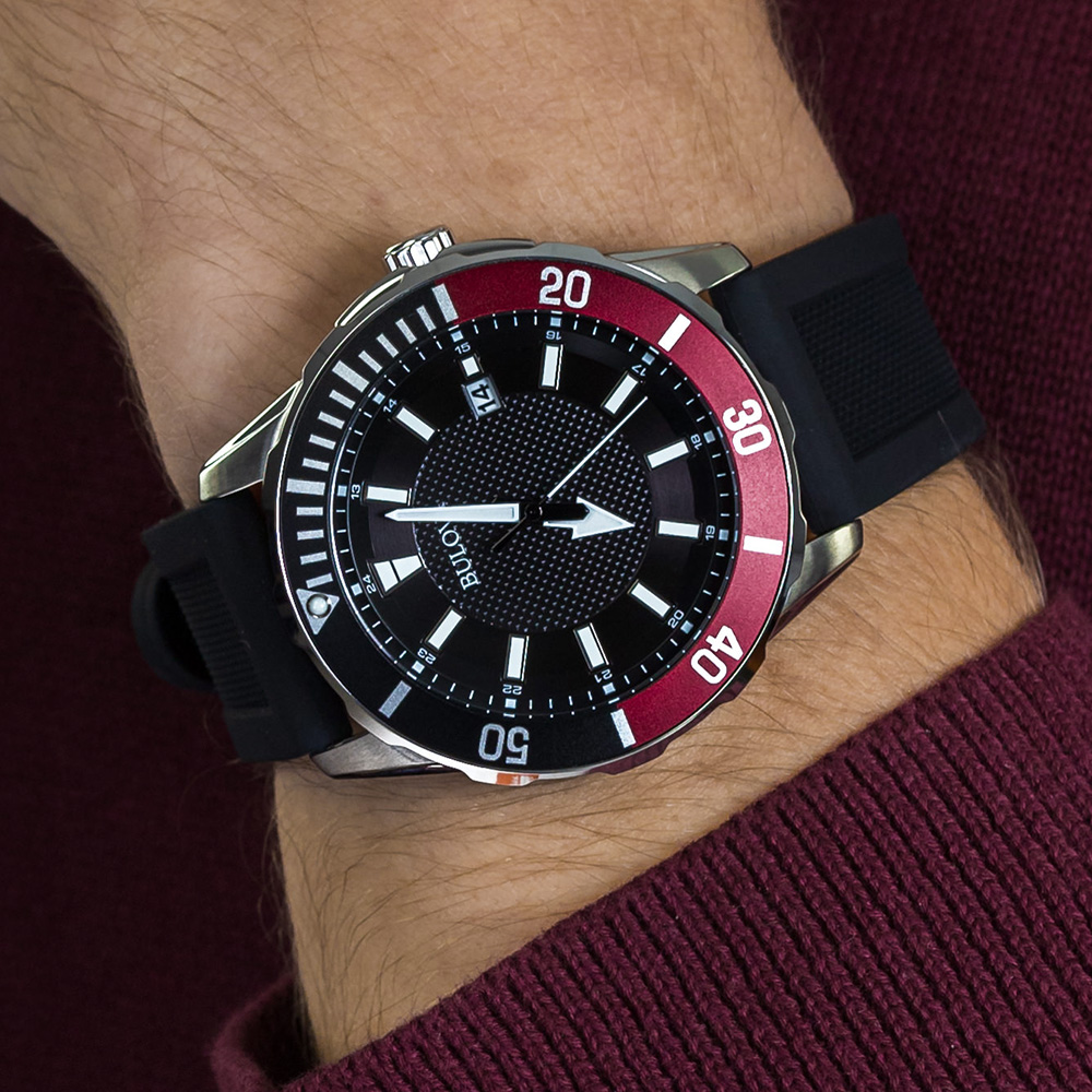 RELOJ BULOVA 98B348 FECHA ACERO INOXIDABLE CORREA DE SILICONA NEGRO - 5