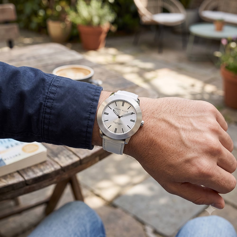 RELOJ PERRY ELLIS SLIM LINE 46 03013-01 CORREA DE CUERO BLANCO DIAL PLATEADO - 3