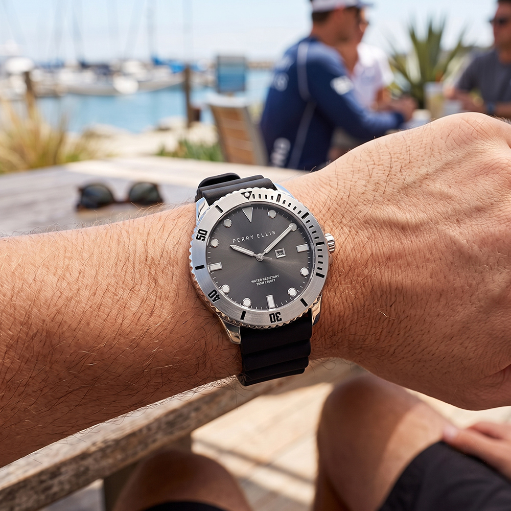 RELOJ PERRY ELLIS DEEP DIVER 46 02001-03 FECHA CORREA DE SILICONA NEGRO DIAL GRIS OSCURO - 3