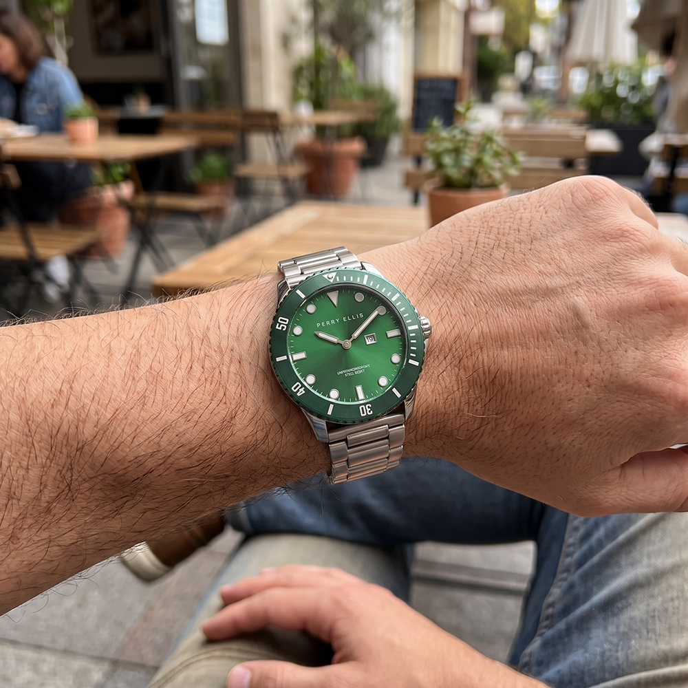 RELOJ PERRY ELLIS DEEP DIVER 42 06006-02 FECHA ACERO INOXIDABLE DIAL VERDE - 3