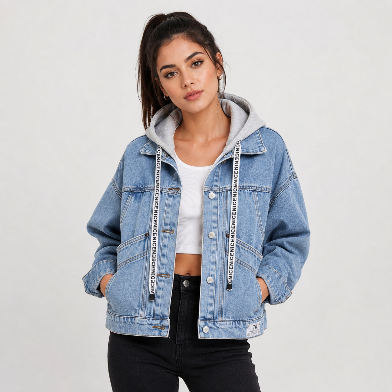 CASACA JEAN MUJER OVERSIZE DENIM AZUL CAPUCHA GRIS DISEÑO ASIMÉTRICO EXCLUSIVO - 6