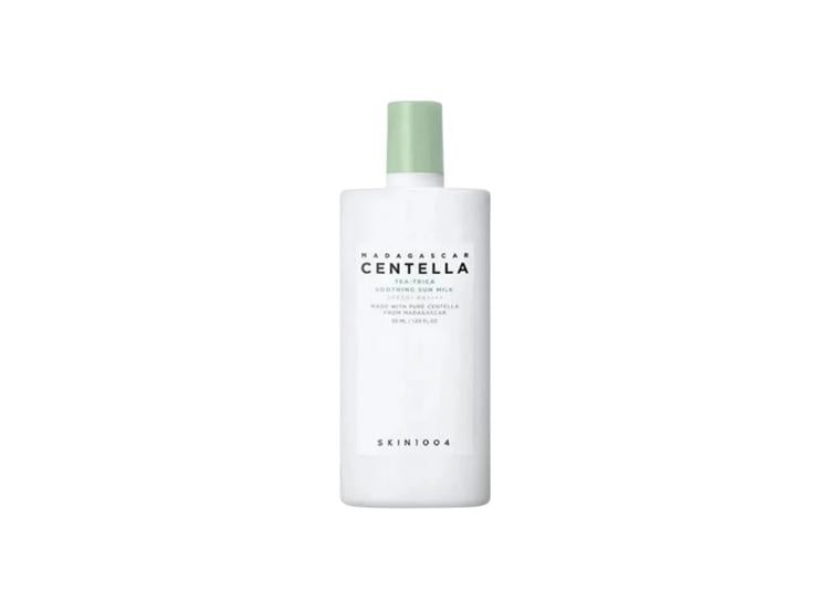 PROTECTOR SOLAR MADAGASCAR CENTELLA TEA TRICA SOOTHING SUN MILK 50ML - SKIN1004 - 1