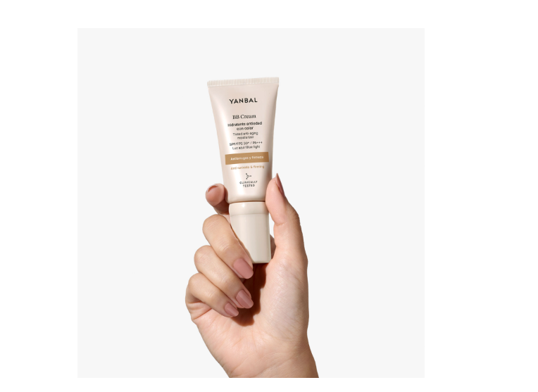 BB CREAM ANTIEDAD CON COLOR MEDIANO -YANBAL - 1