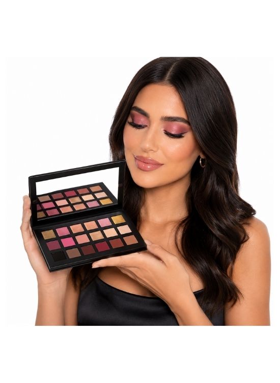 PALETA DE SOMBRA DE OJOS ROSE GOLD - HUDA BEAUTY - 3