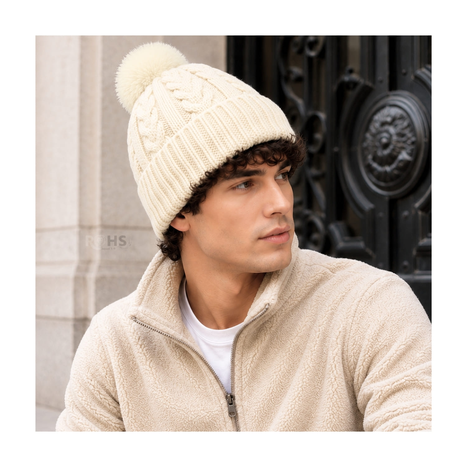GORRO CON POMPÓN TEJIDO POLIÉSTER PARA INVIERNO COLOR CREMA - 7