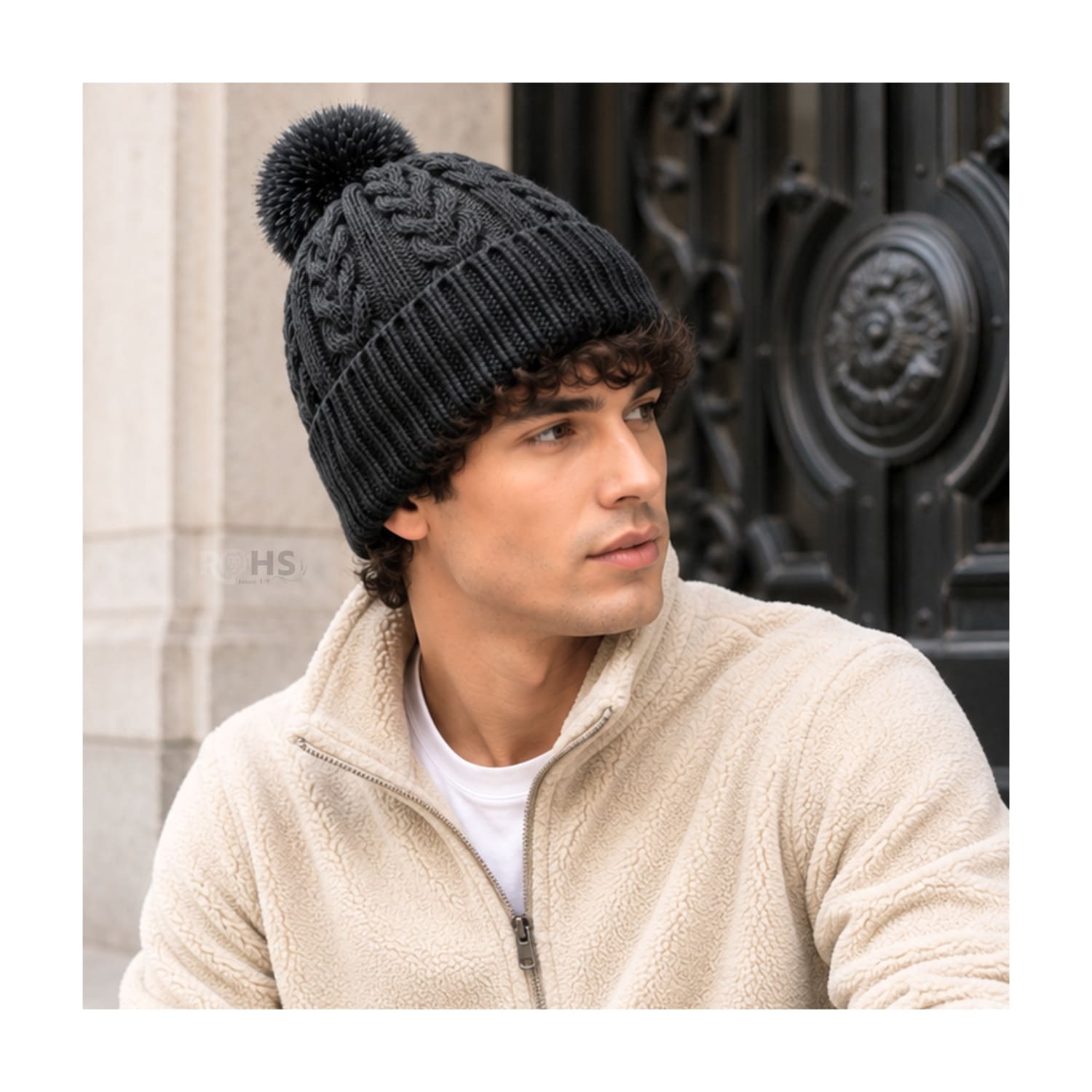 GORRO CON POMPÓN TEJIDO POLIÉSTER PARA INVIERNO COLOR NEGRO - 7